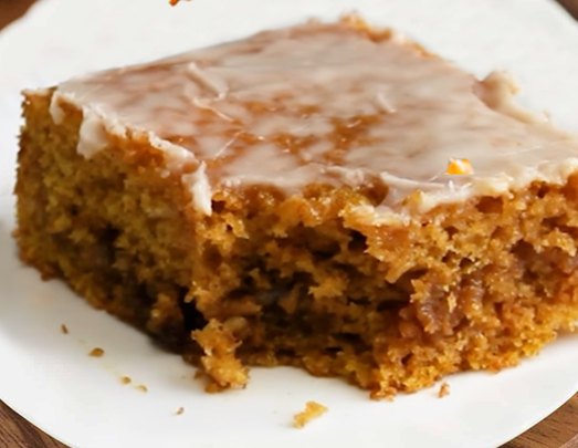EASY Pumpkin Honey Bun Cake Recipe