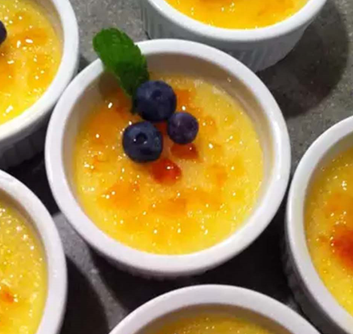 EASY Classic Creme Brulee
